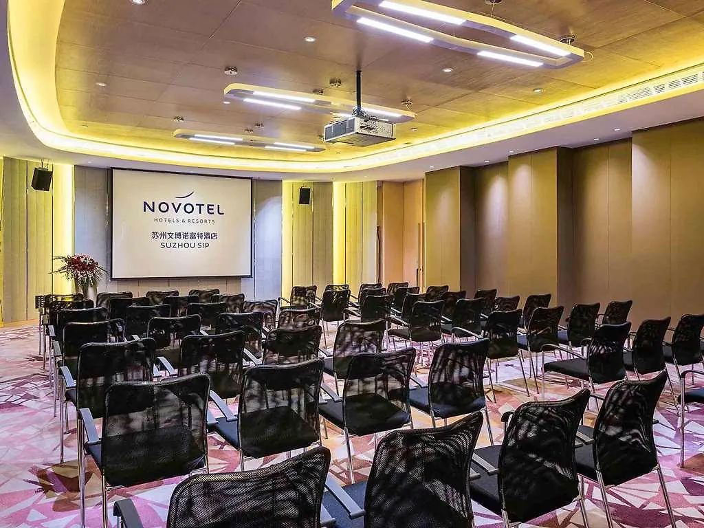 Novotel Jinji Lake Suzhou Sip China